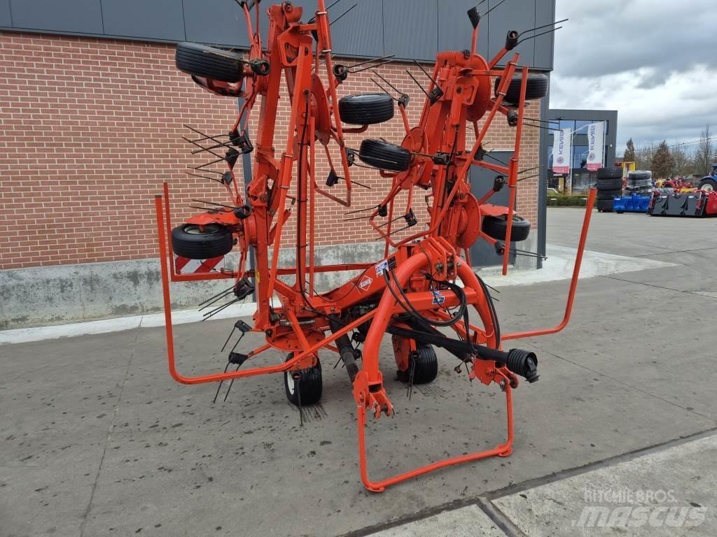 Kuhn 8702 Ranghinatori