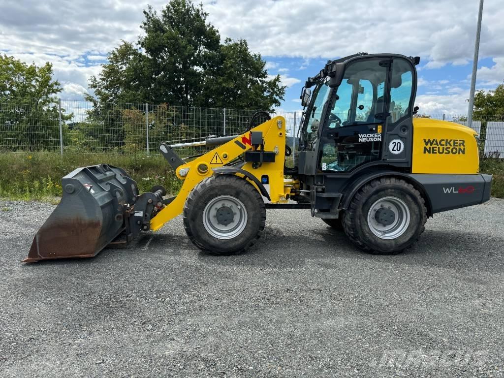 Wacker Neuson WL60 Pale gommate