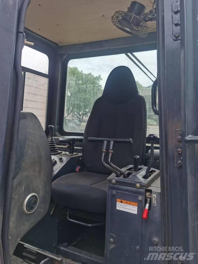 Shantui SD 22 Dozer cingolati