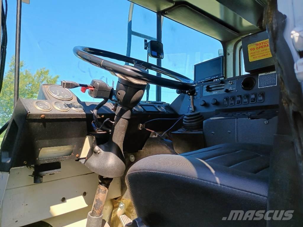 Mack MR Camion dei rifiuti