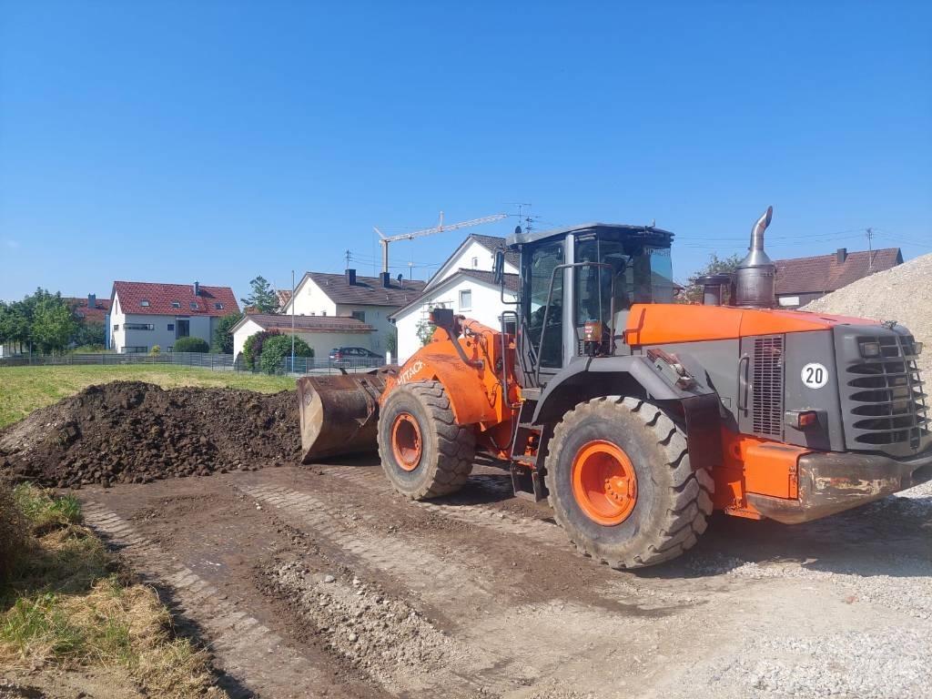 Hitachi ZW 220 Pale gommate