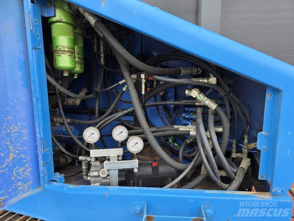 Aichi SR 21 A Piattaforme a braccio telescopico
