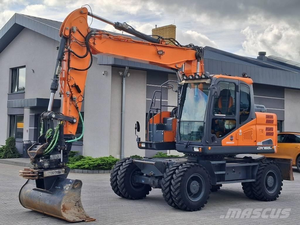 Doosan DX 165 W-5 Escavatori gommati