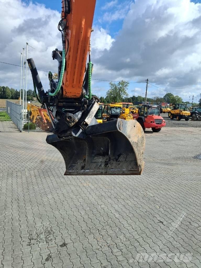 Doosan DX 165 W-5 Escavatori gommati