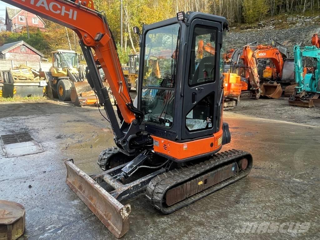 Hitachi ZX 38 U-5 A Miniescavatori