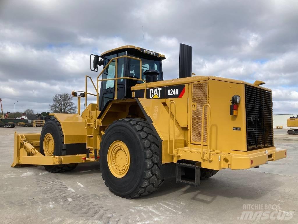 CAT 824 H Dozer gommati