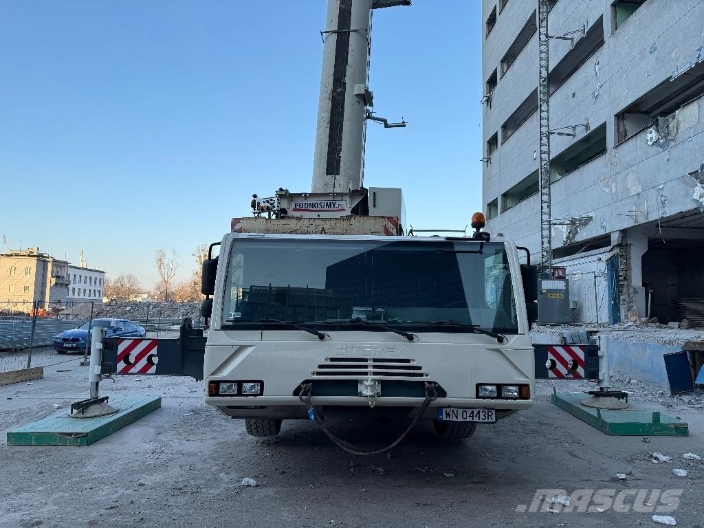 Demag AC 200-1 Gru per tutti i terreni