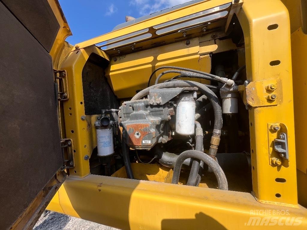 Komatsu Pc240-7 Escavatori cingolati