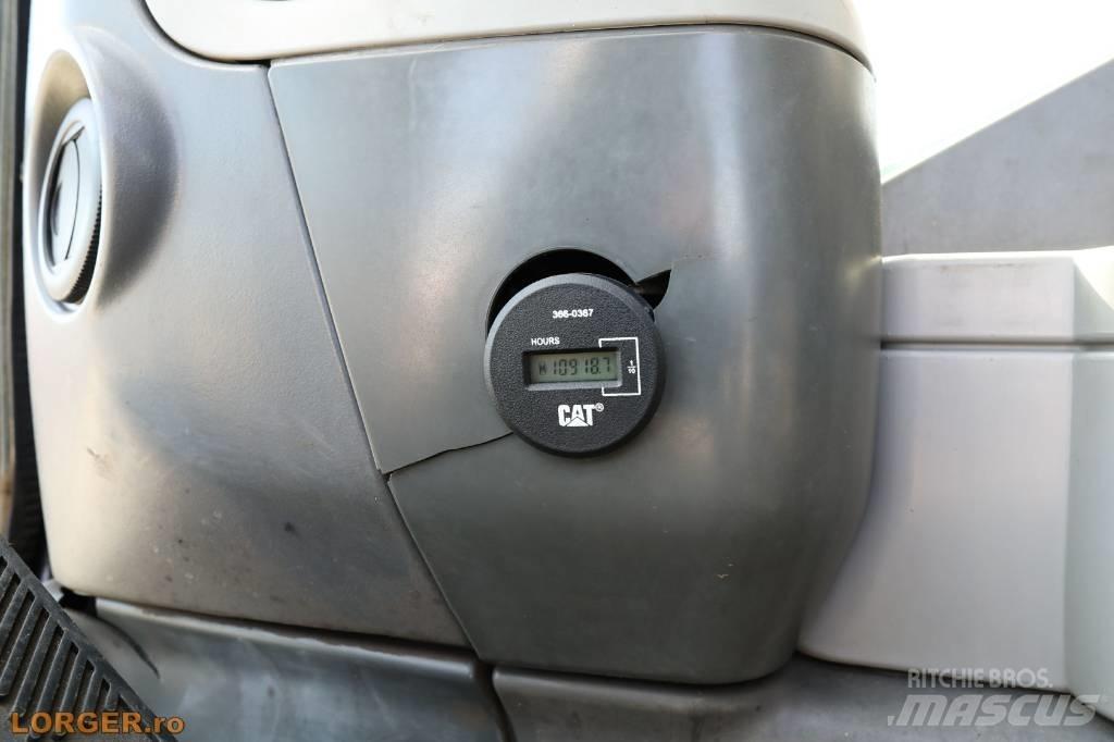 CAT M 325 D MH Movimentazione rifiuti