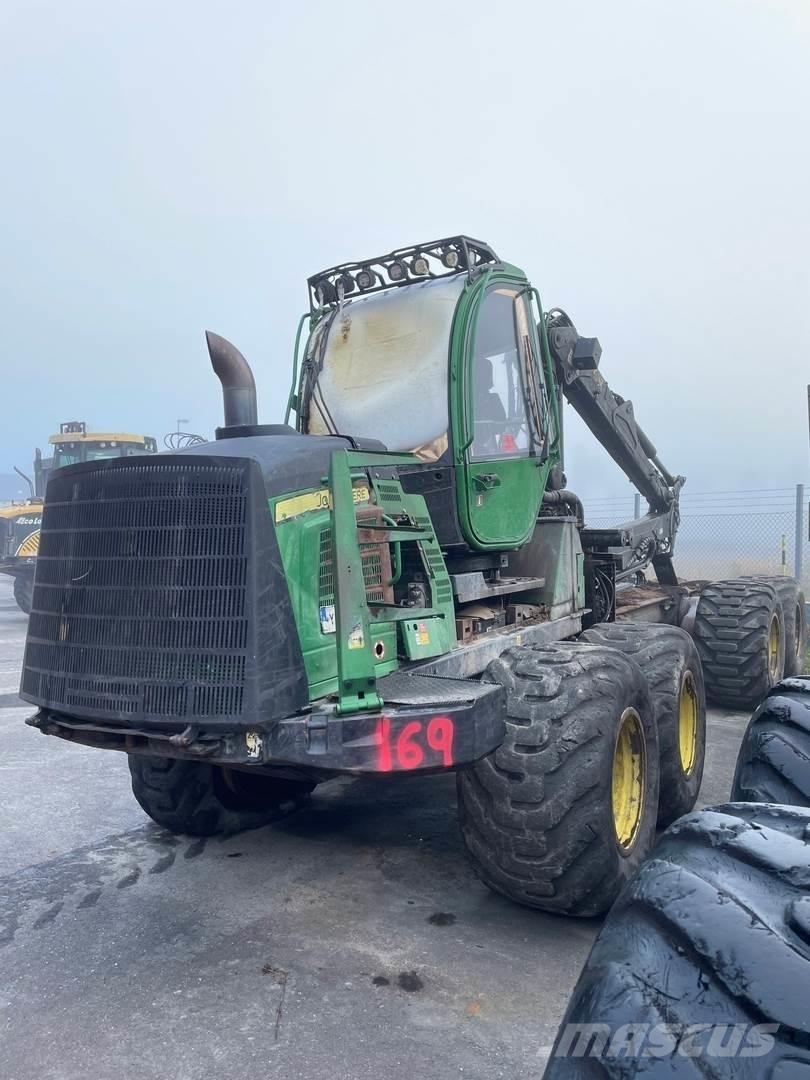 John Deere 1210E Forwarder