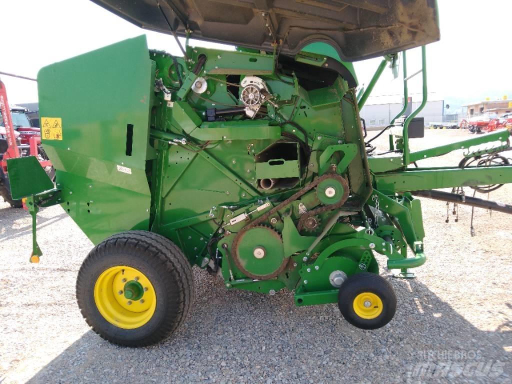 John Deere F441M Rotopresse