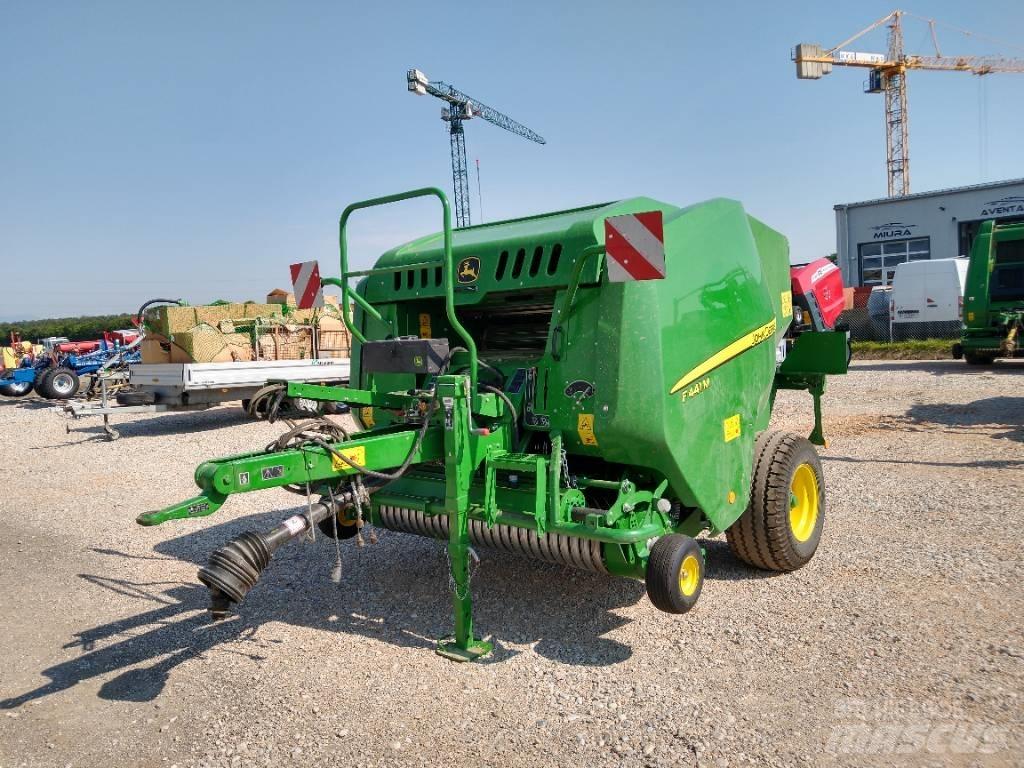 John Deere F441M Rotopresse