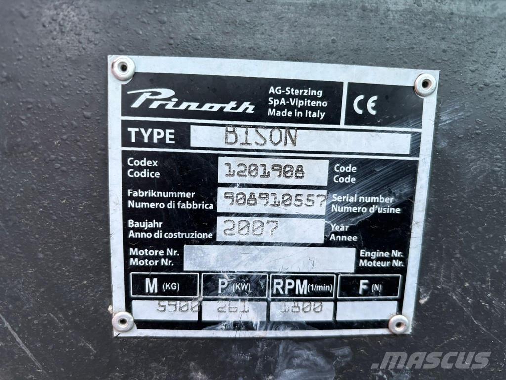 Prinoth Bison Battipista