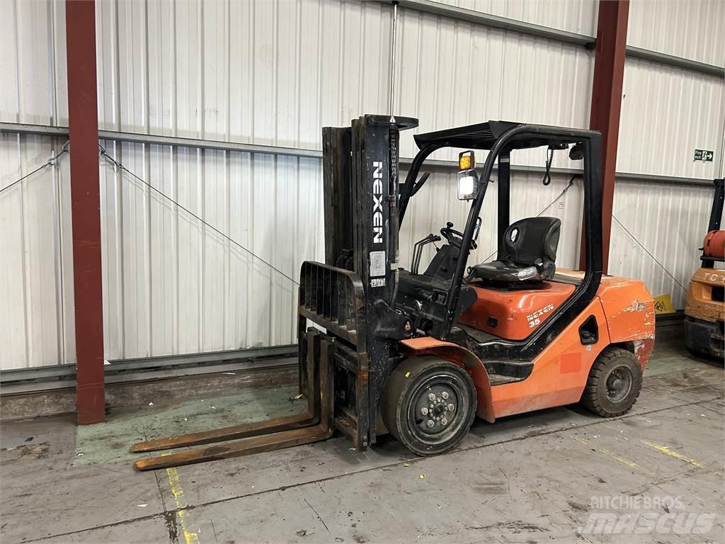  FD35 Carrelli elevatori diesel