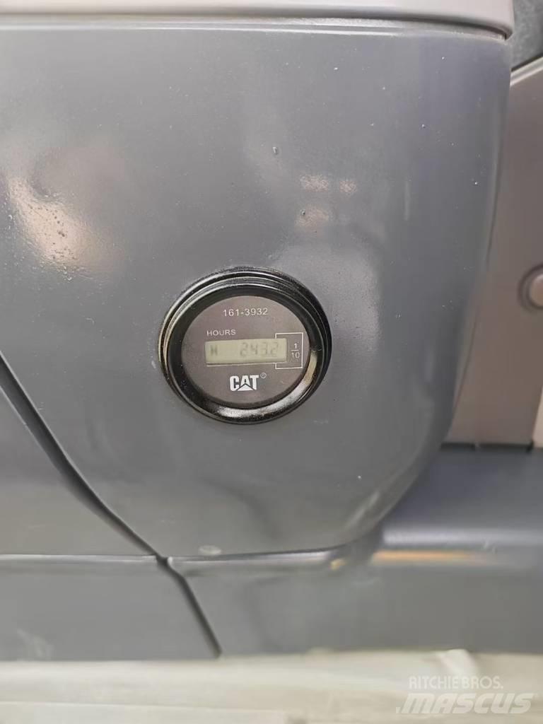 CAT 340D2L Escavatori cingolati