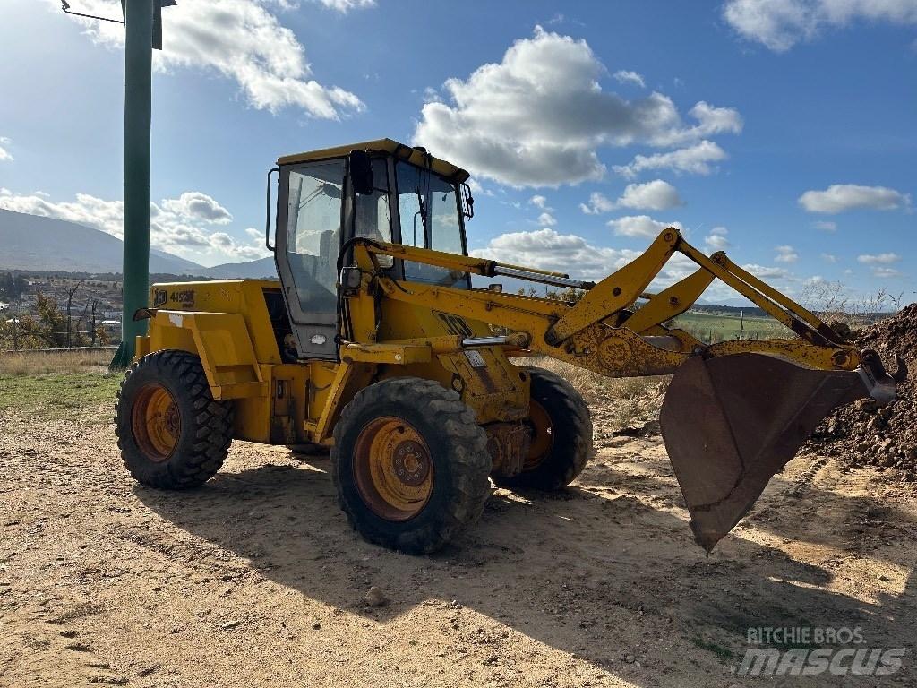 JCB 415 Pale gommate