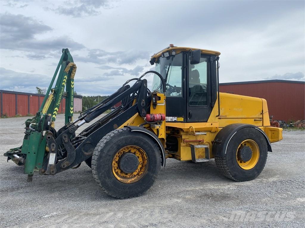 JCB 416 S Pale gommate