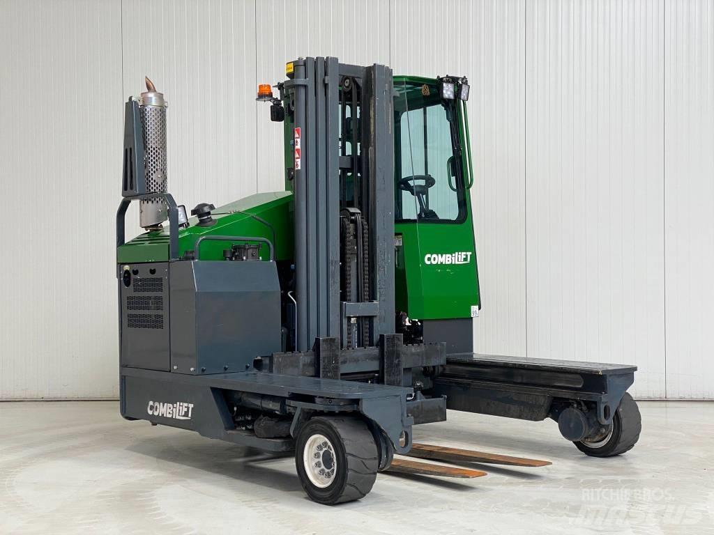 Combilift C4000 LPG Carrello elevatore retrattile a 4 vie