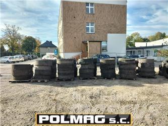 JCB full tires Pneumatici, ruote e cerchioni