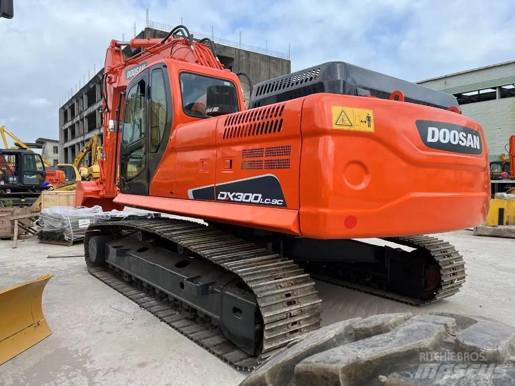 Doosan DX 300 Escavatori cingolati