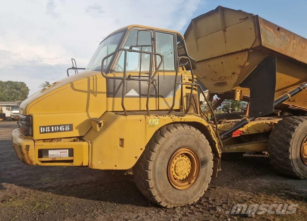 CAT 730 Dumpers articolati