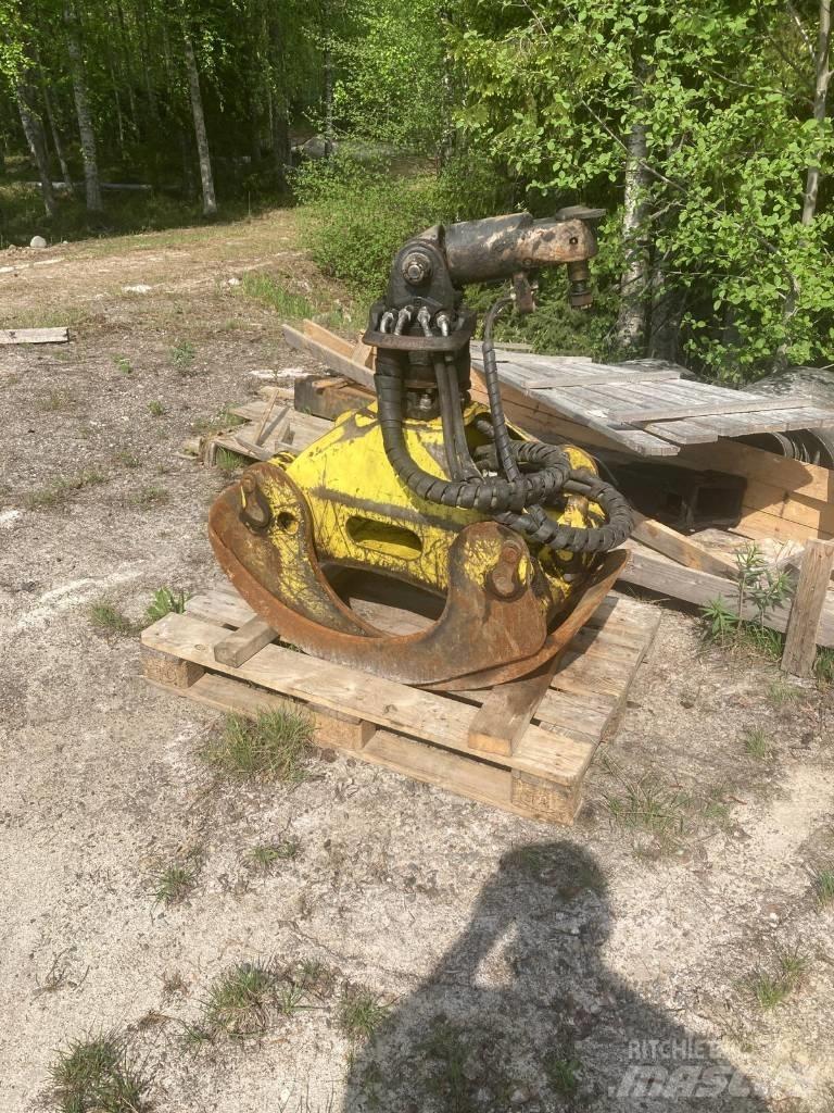 Loglift F118ST9.6 Gru per legname