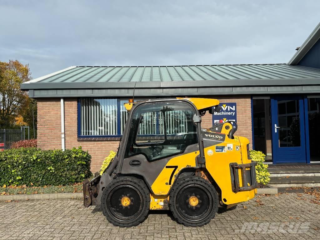 Volvo MC 70 Mini Pale Gommate