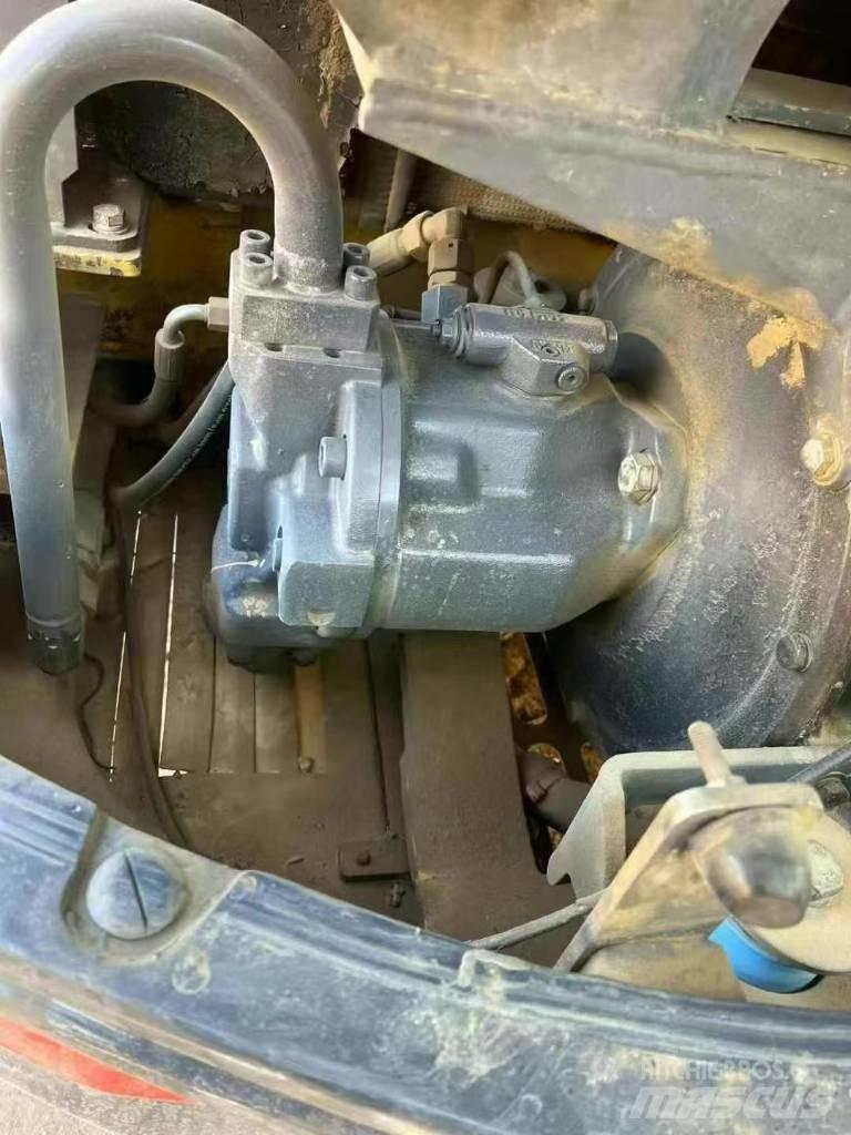 XCMG XE 60 DA Miniescavatori