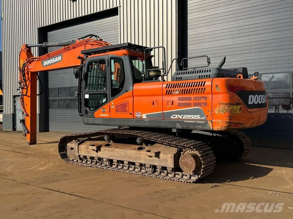 Doosan DX255NLC-5 Escavatori cingolati