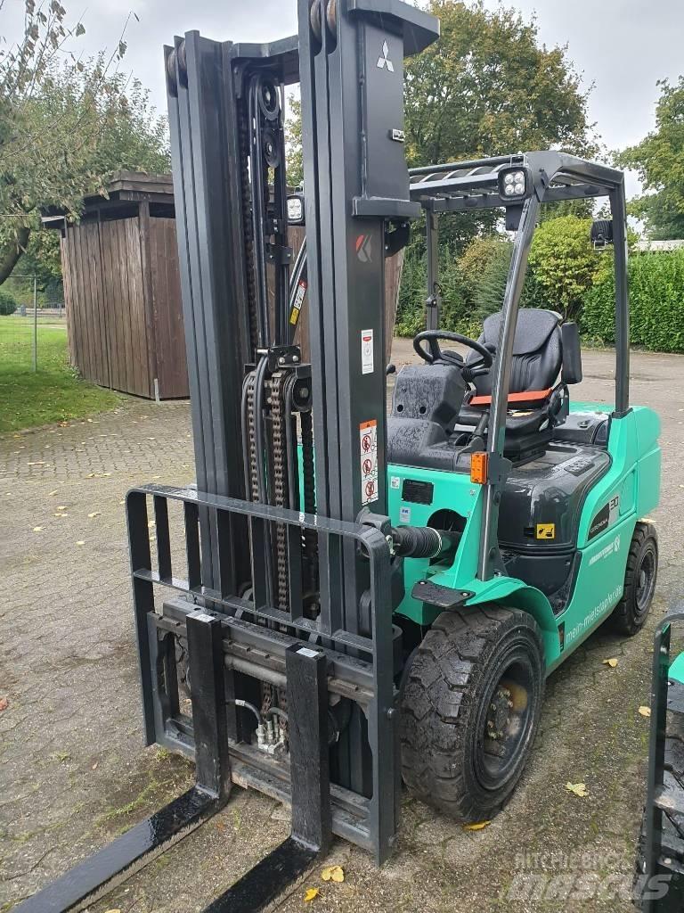 Mitsubishi FD 30 N Carrelli elevatori diesel