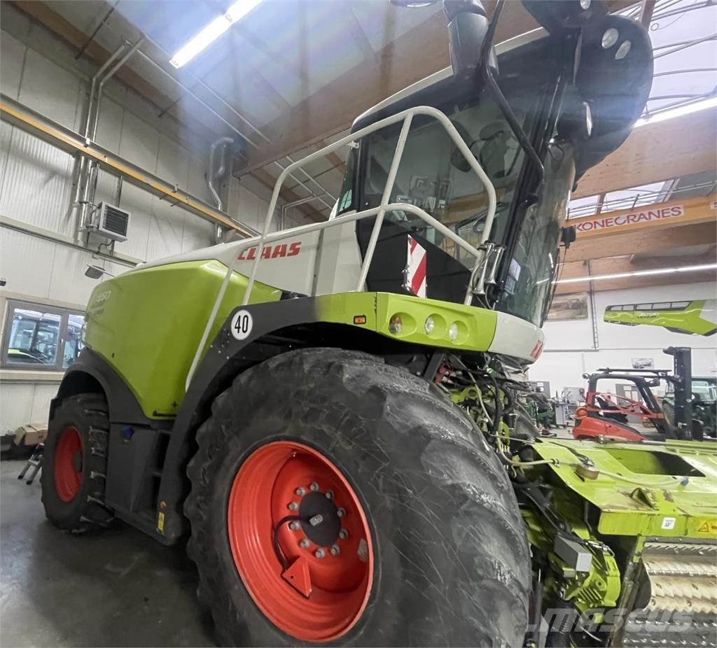 CLAAS Jaguar 950 Trince semoventi