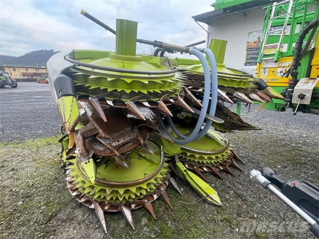 CLAAS Jaguar 950 Trince semoventi