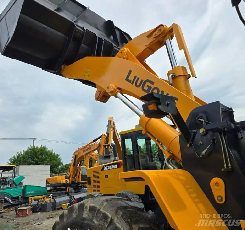 LiuGong 862 H Pale gommate