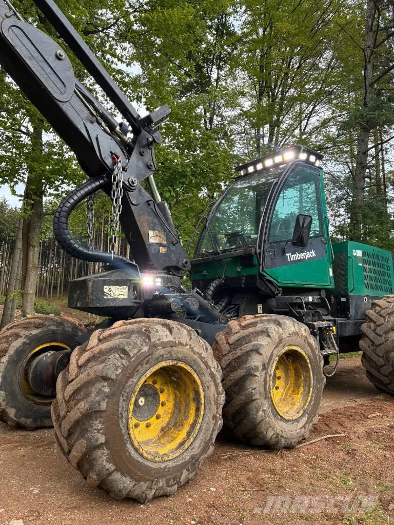 Timberjack 1270D Abbattitrici, Disboscatrici