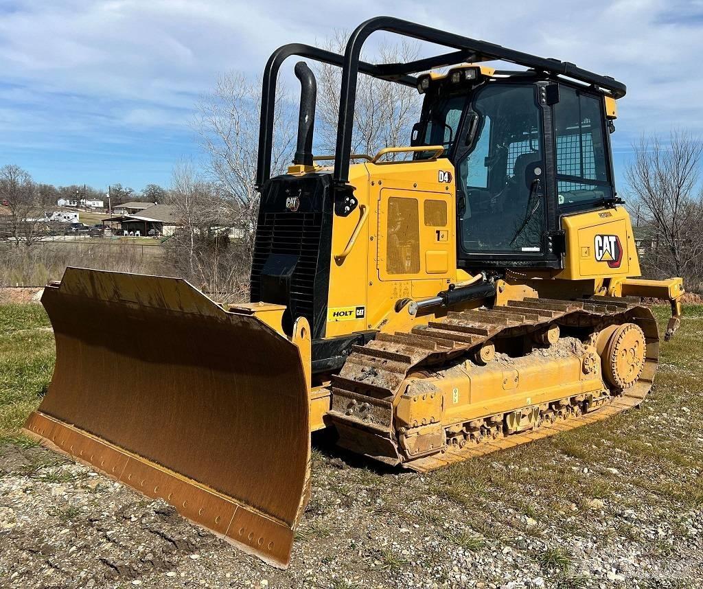 CAT D 4 Dozer cingolati