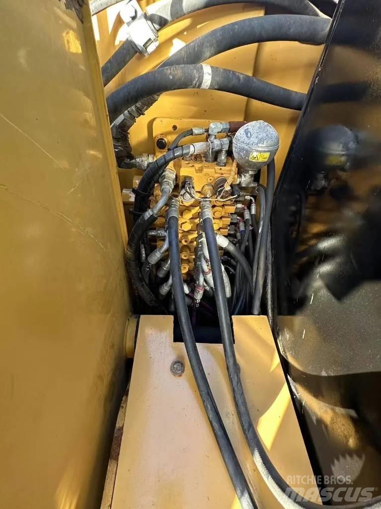 CAT 305.5E2 Escavatori cingolati