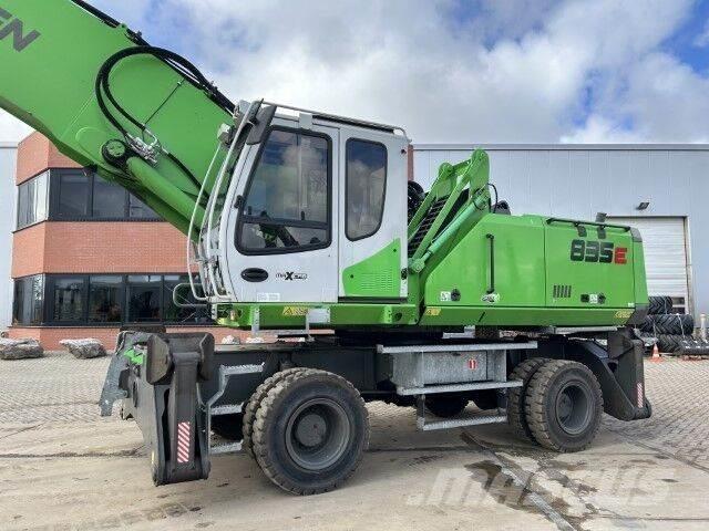 Sennebogen 835E Movimentazione rifiuti