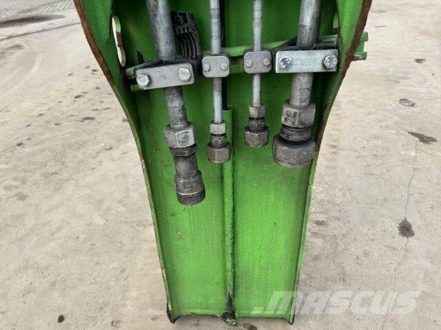 Sennebogen 835E Movimentazione rifiuti