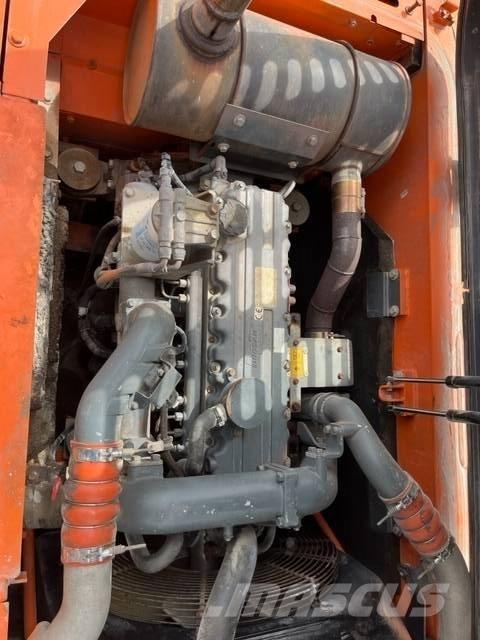 Doosan DX 225 LC Escavatori cingolati