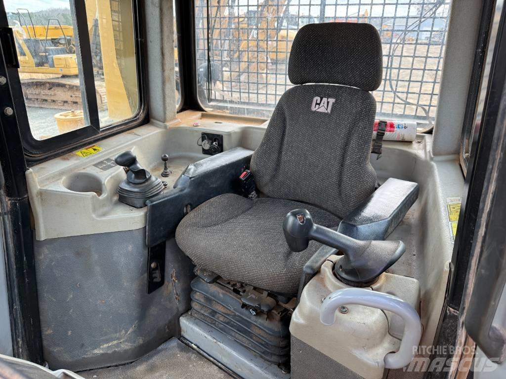 CAT D 6 T XL Dozer cingolati