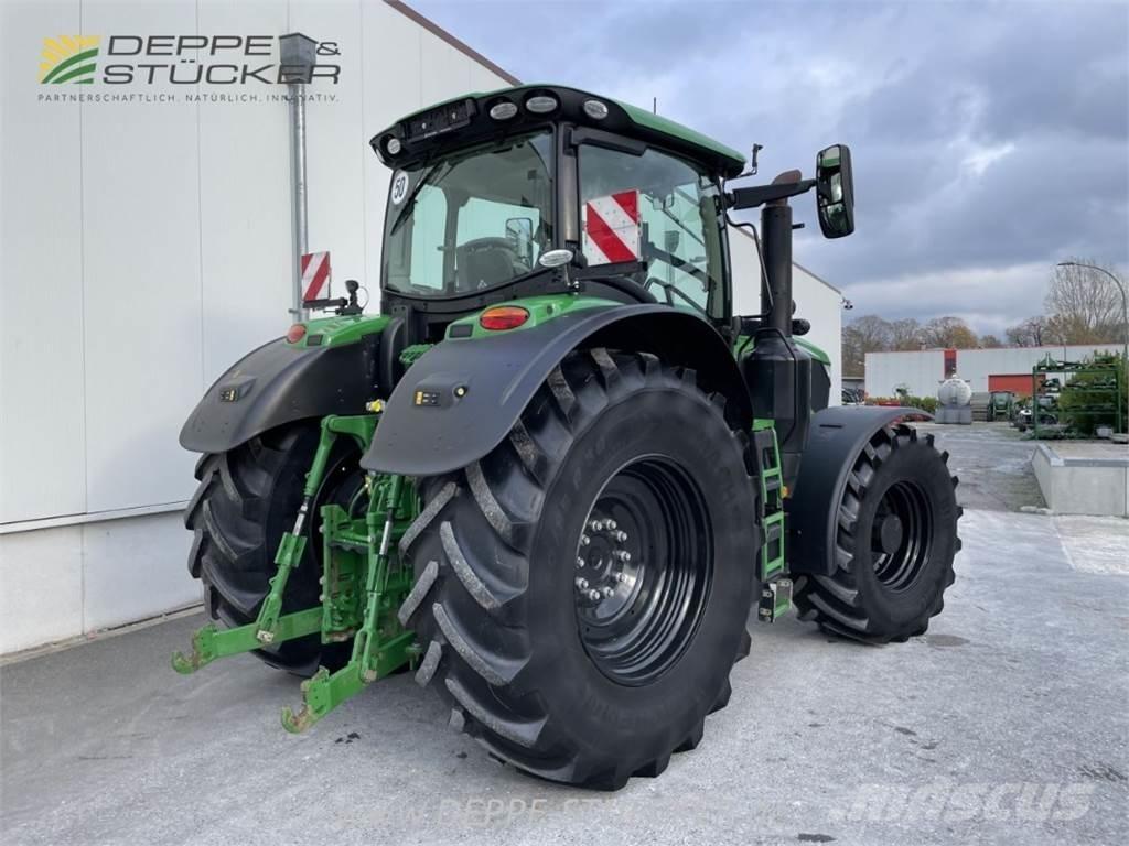 John Deere 6250R Trattori