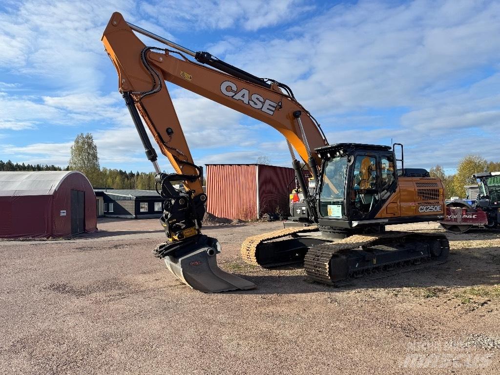 CASE CX250E Escavatori cingolati