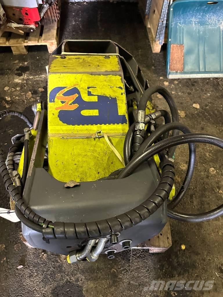  R3 CR R3 Decespugliatrici e trinciatrici idrauliche