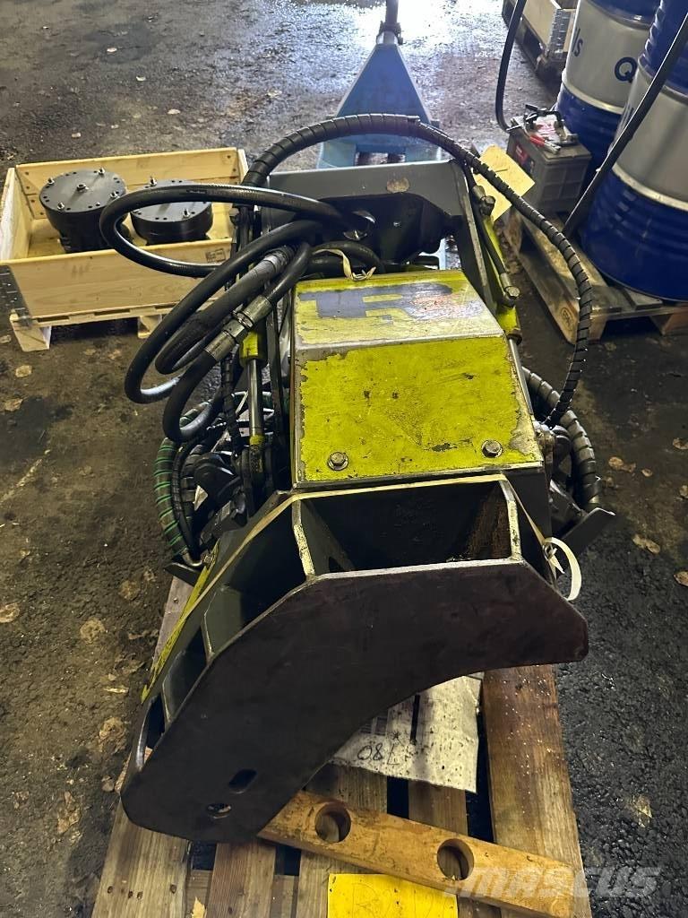  R3 CR R3 Decespugliatrici e trinciatrici idrauliche