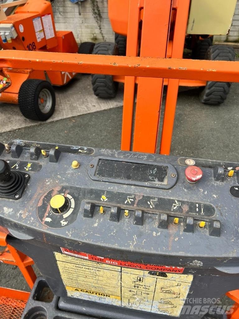 JLG AJ450 Piattaforme a braccio articolato