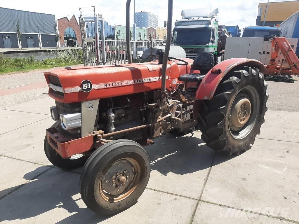 Massey Ferguson 158 Trattori