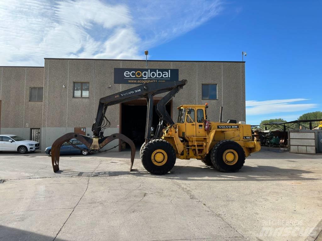 Volvo L 160 Pale gommate