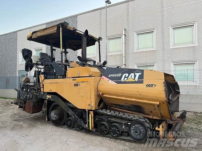 CAT AP 655 D Finitrici