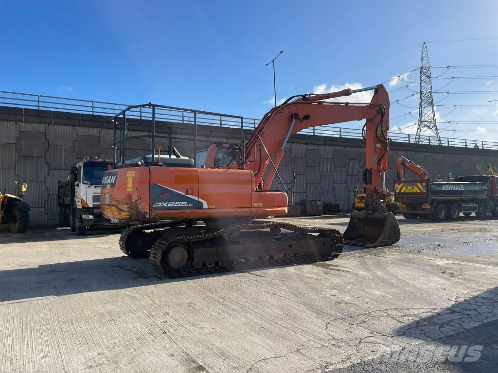 Doosan DX 255 LC Escavatori cingolati