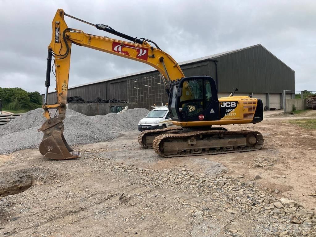 JCB JS 220 LC Escavatori cingolati